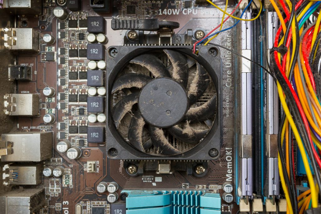 Voorkom stofnesten in uw ICT apparatuur!